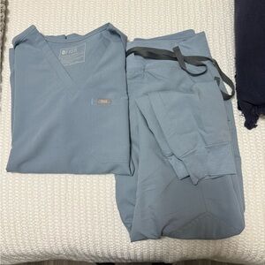 Figs Light Blue Scrub Set